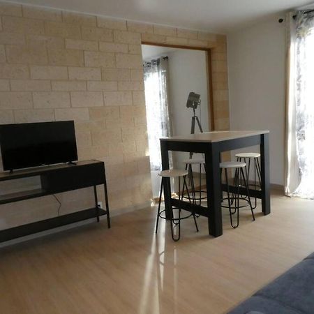 Manava Apartment Claveyson ภายนอก รูปภาพ