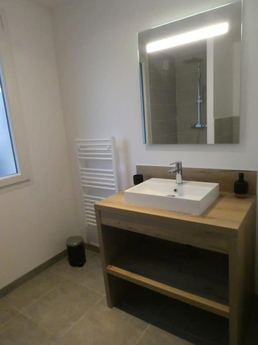 Manava Apartment Claveyson ภายนอก รูปภาพ