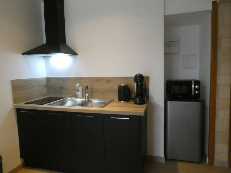 Manava Apartment Claveyson ภายนอก รูปภาพ